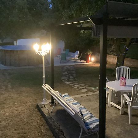 Un Sejour Entre Nimes Et Montpellier Apartment Souvignargues Ngoại thất bức ảnh