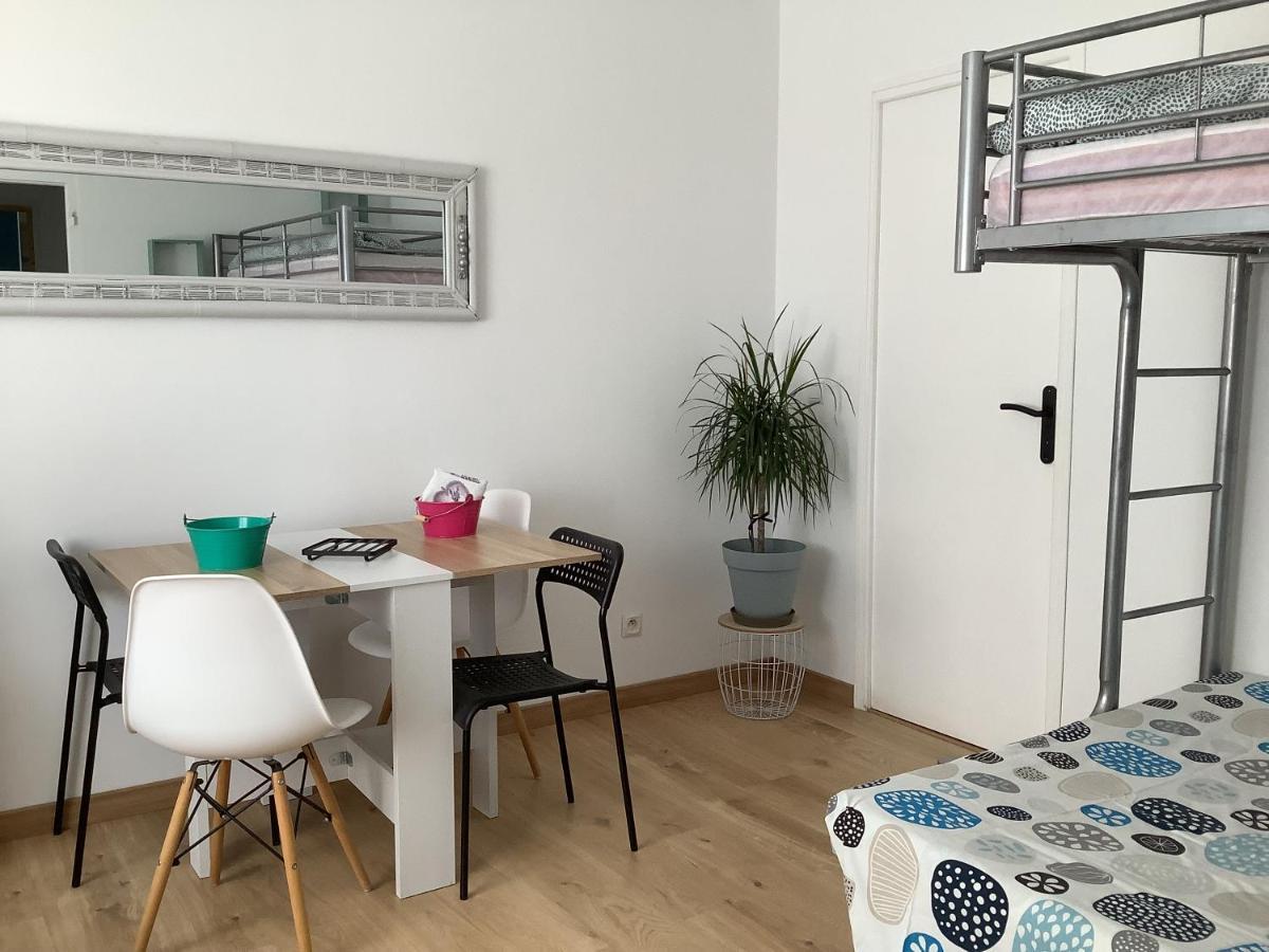 Un Sejour Entre Nimes Et Montpellier Apartment Souvignargues Ngoại thất bức ảnh